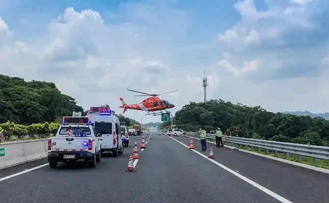 陵城区高速公路汽车救援案例